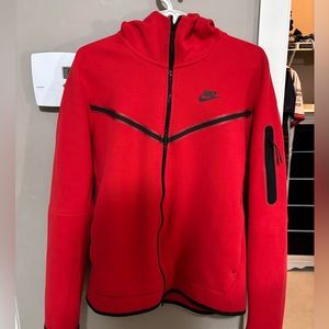 Nike Tech Fleece Red - Men’s size M